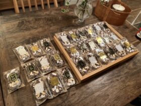 今年のバレンタインはウチの定番、チョコレートサラミにしたよ〜